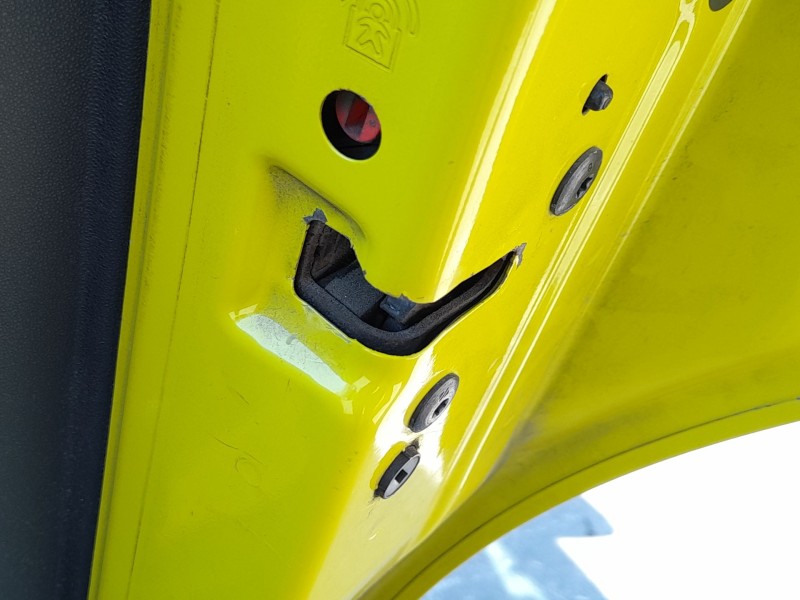 Recambio de cerradura puerta trasera derecha para citroën c4 cactus 1.6 hdi 90 referencia OEM IAM 9819038880  