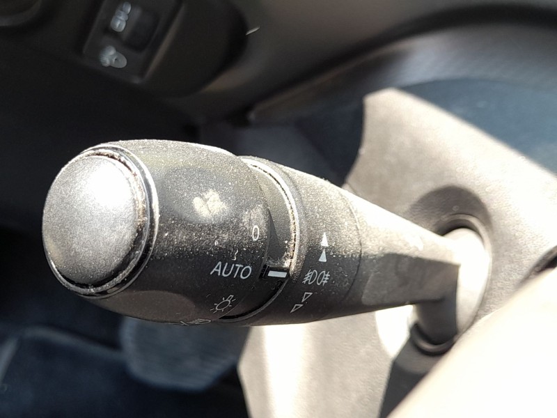 Recambio de mando luces y limpia para citroën c4 cactus 1.6 hdi 90 referencia OEM IAM 98046101ZD  