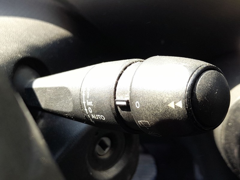 Recambio de mando luces y limpia para citroën c4 cactus 1.6 hdi 90 referencia OEM IAM 98046101ZD  