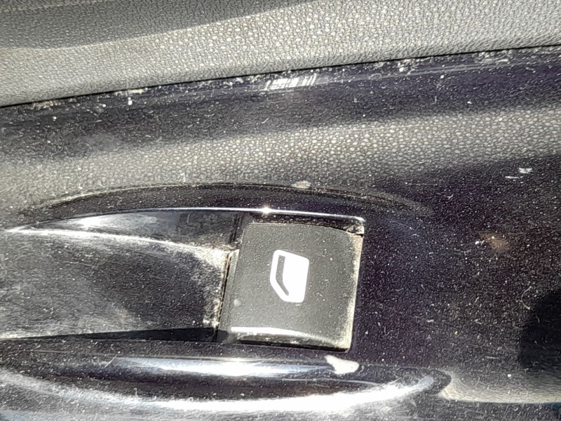 Recambio de mando elevalunas delantero derecho para citroën c4 cactus 1.6 hdi 90 referencia OEM IAM 98016307ZD  