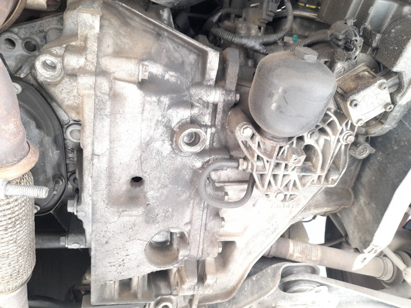 Recambio de caja cambios para citroën c4 cactus 1.6 hdi 90 referencia OEM IAM 20DR20 2232W9 2231V2