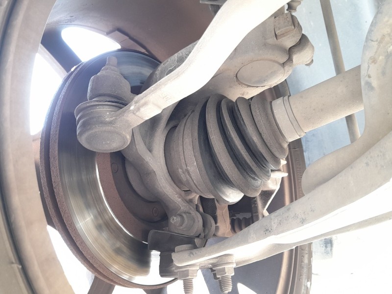 Recambio de mangueta delantera izquierda para citroën c4 cactus 1.6 hdi 90 referencia OEM IAM 1607557480  