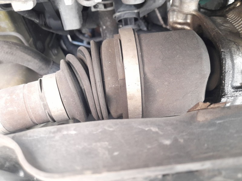 Recambio de transmision delantera derecha para citroën c4 cactus 1.6 hdi 90 referencia OEM IAM 9677477180 1611524180 