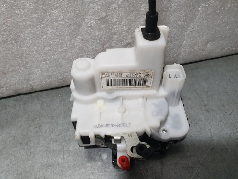 Recambio de cerradura puerta delantera izquierda para fiat nuova 500 (150) lounge referencia OEM IAM 51935118 A071875 5 PINES