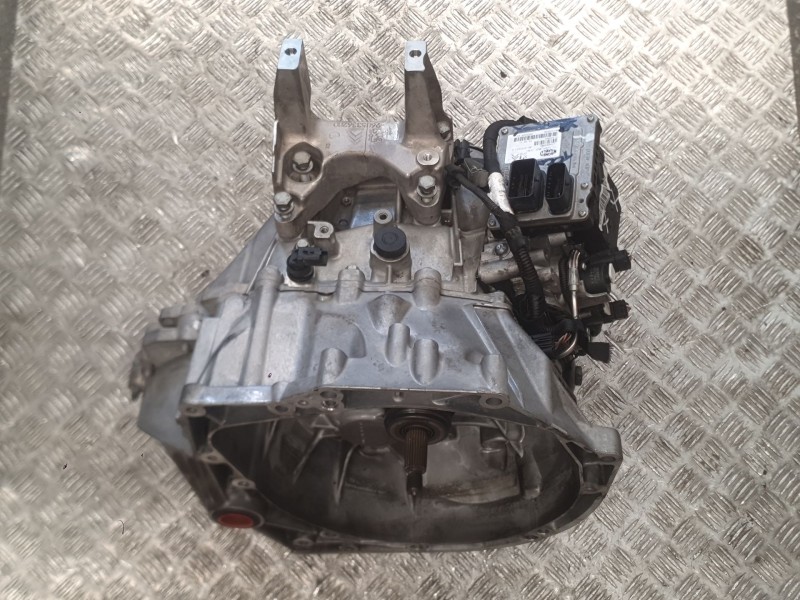 Recambio de caja cambios para peugeot 508 i (8d_) 1.6 hdi referencia OEM IAM 20DS87 2231P2 2232J8