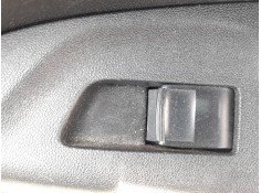 MANDO ELEVALUNAS DELANTERO DERECHO 848100D030 