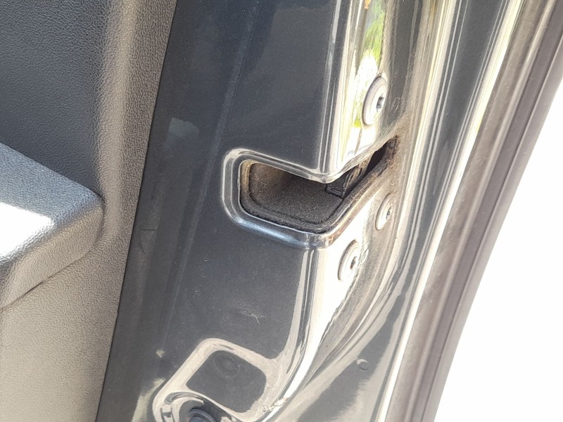 Recambio de cerradura puerta delantera derecha para toyota aygo (_b4_) 1.0 (kgb40) referencia OEM IAM 6903002521  
