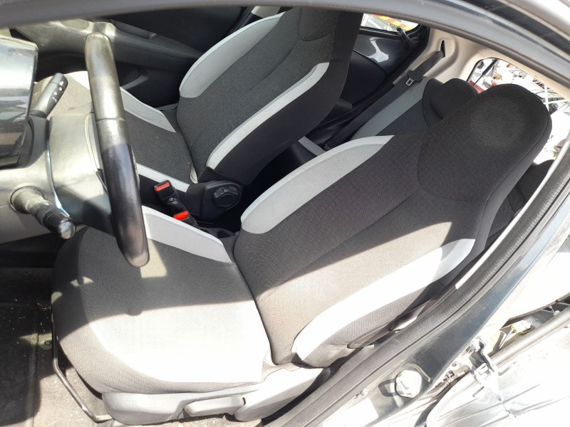 Recambio de asiento delantero izquierdo para toyota aygo (_b4_) 1.0 (kgb40) referencia OEM IAM   
