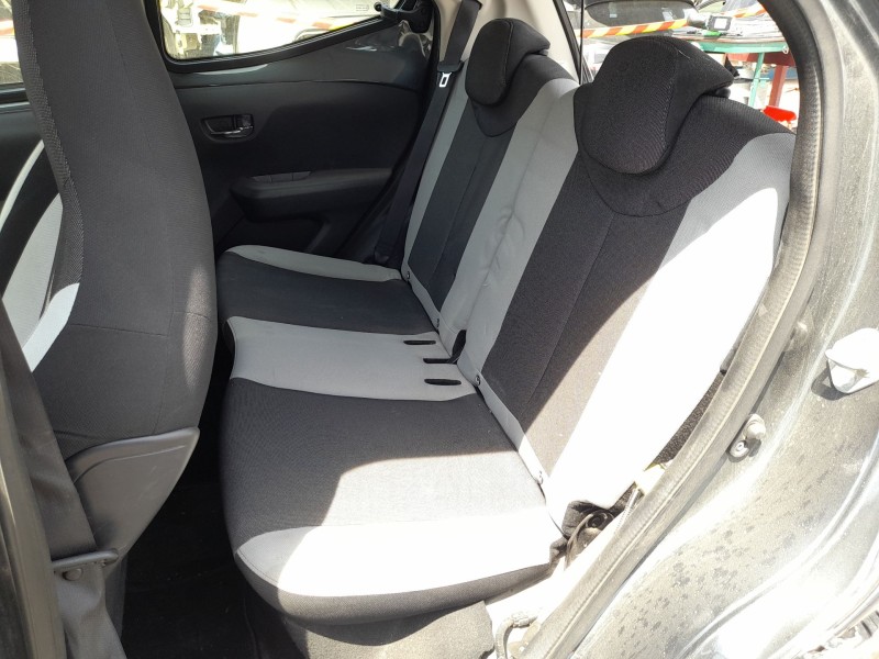 Recambio de asientos traseros para toyota aygo (_b4_) 1.0 (kgb40) referencia OEM IAM   