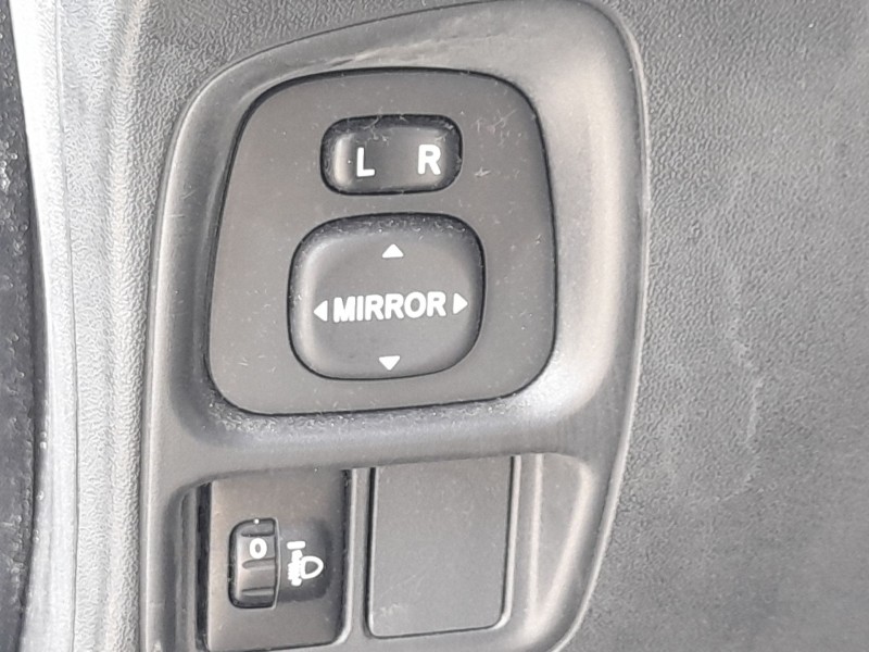 Recambio de mando retrovisor para toyota aygo (_b4_) 1.0 (kgb40) referencia OEM IAM 848700H010  