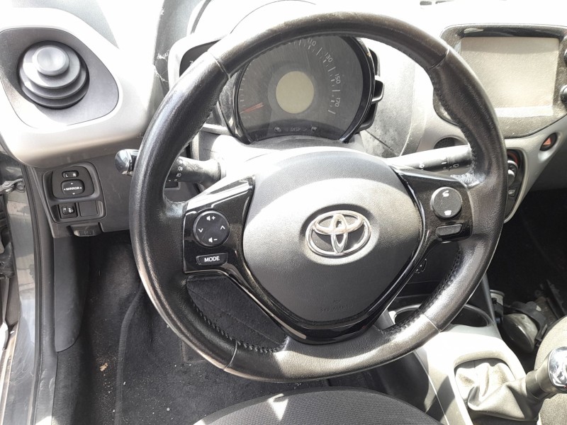 Recambio de volante para toyota aygo (_b4_) 1.0 (kgb40) referencia OEM IAM 451000H060B1  