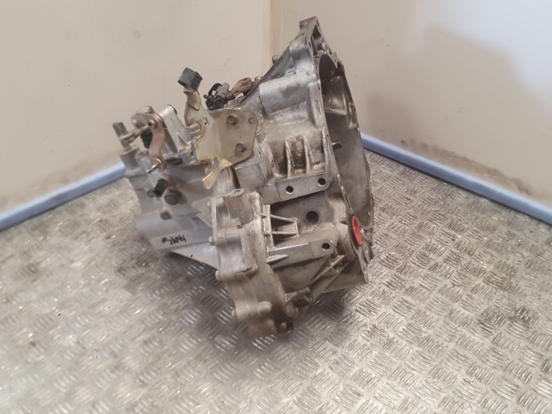 Recambio de caja cambios para mazda 6 sedán (gg) 2.0 di (gg14) referencia OEM IAM AC0217151 AC021701XE 
