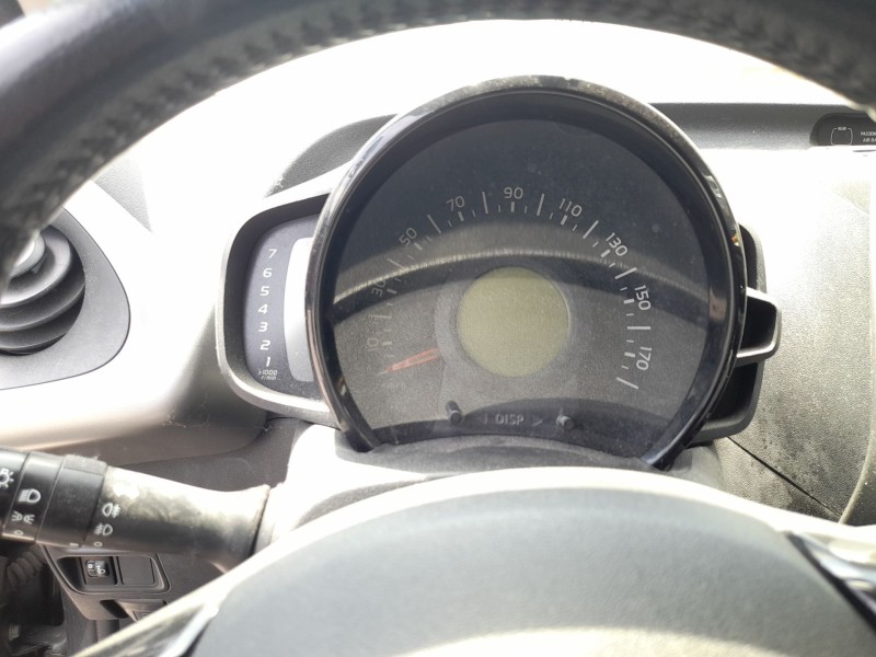 Recambio de cuadro instrumentos para toyota aygo (_b4_) 1.0 (kgb40) referencia OEM IAM 553030H050B0  