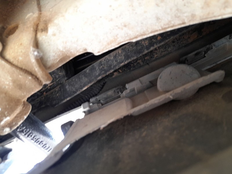 Recambio de refuerzo paragolpes trasero para volkswagen golf vi (5k1) 1.2 tsi referencia OEM IAM 5K0807305A  