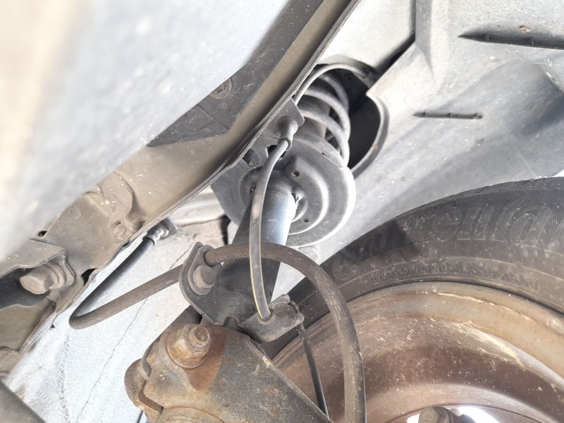 Recambio de amortiguador delantero izquierdo para toyota aygo (_b4_) 1.0 (kgb40) referencia OEM IAM 485200H040  