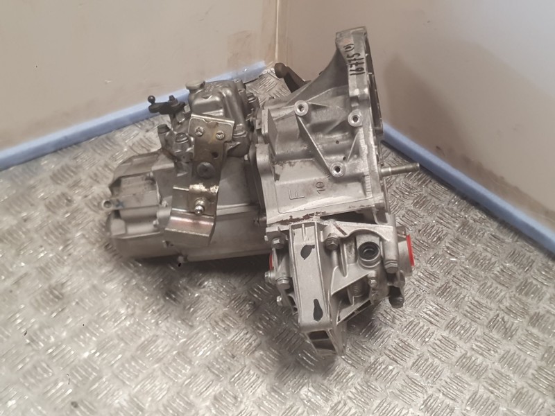 Recambio de caja cambios para fiat 500l (351_, 352_) 1.4 (199lyb1b) referencia OEM IAM 55241434 6 VELOCIDADES 