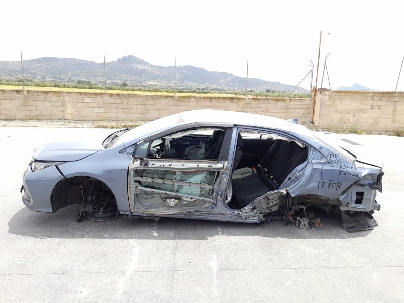 toyota corolla sedán (_e21_) del año 2025