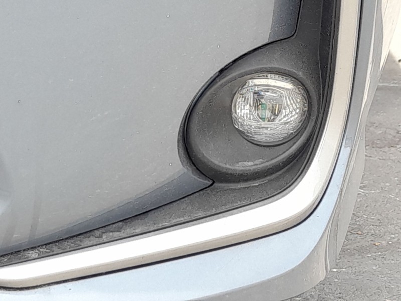 Recambio de faro antiniebla izquierdo para toyota corolla sedán (_e21_) 1.8 vvti hybrid (zwe211, mzea12) referencia OEM IAM 8122
