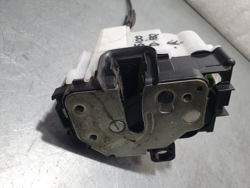 Recambio de cerradura puerta delantera izquierda para fiat nuova 500 (150) lounge referencia OEM IAM 51935118 A071875 5 PINES