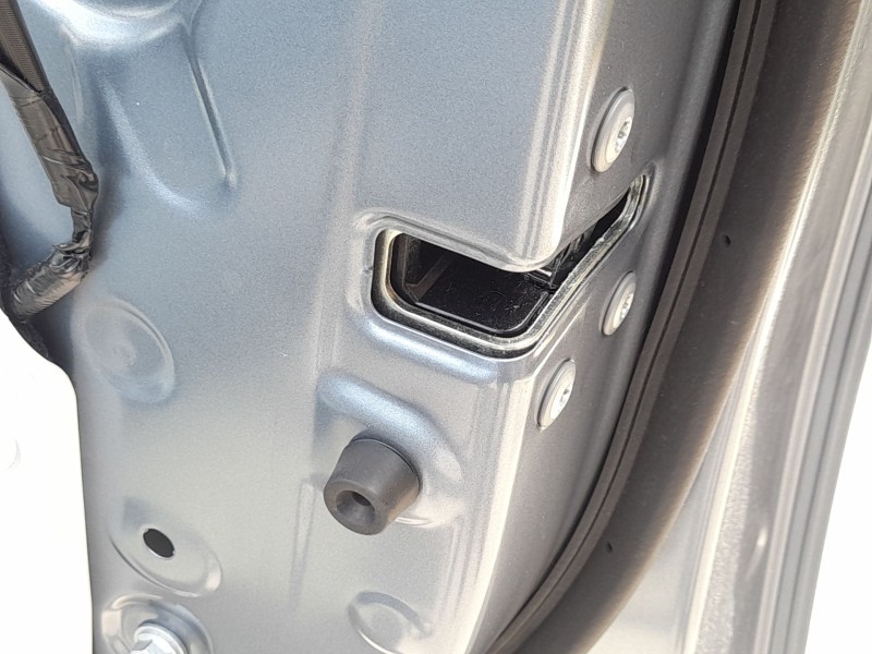 Recambio de cerradura puerta delantera derecha para toyota corolla sedán (_e21_) 1.8 vvti hybrid (zwe211, mzea12) referencia OEM
