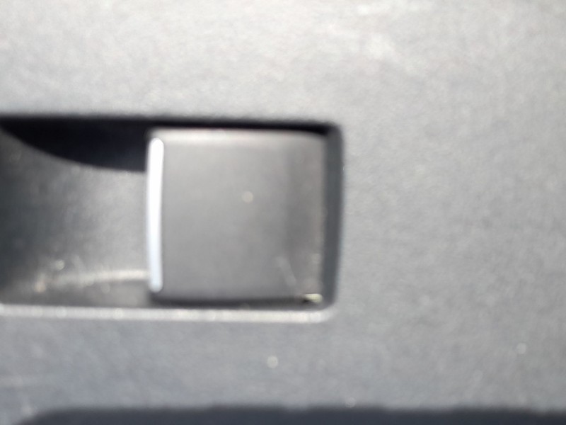 Recambio de mando elevalunas delantero derecho para toyota corolla sedán (_e21_) 1.8 vvti hybrid (zwe211, mzea12) referencia OEM