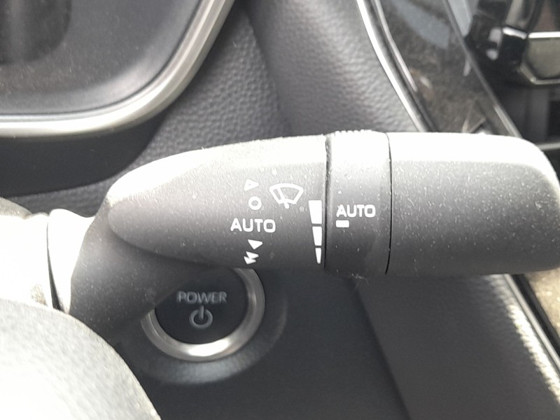 Recambio de mando luces y limpia para toyota corolla sedán (_e21_) 1.8 vvti hybrid (zwe211, mzea12) referencia OEM IAM 843290204