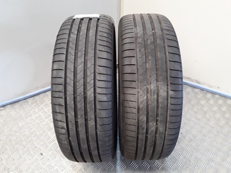 Recambio de neumatico pareja para neumaticos reutilizados - referencia OEM IAM 215601796H BRIDGESTONE 215/60/17/96H