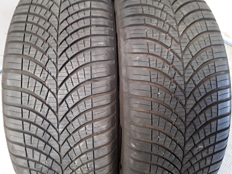 Recambio de neumatico pareja para neumaticos reutilizados - referencia OEM IAM 205551694V GOODYEAR 205/55/16/94V
