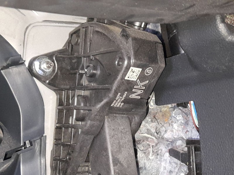 Recambio de potenciometro pedal para toyota corolla sedán (_e21_) 1.8 vvti hybrid (zwe211, mzea12) referencia OEM IAM 7811002211