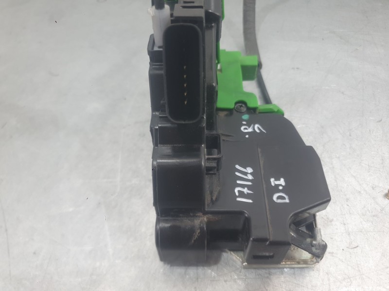 Recambio de cerradura puerta delantera izquierda para kia carens iv 1.7 crdi referencia OEM IAM 81310A4010 MONTADA EN PUERTA 