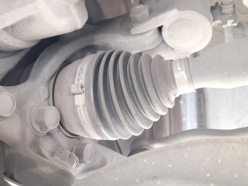 Recambio de transmision delantera derecha para toyota corolla sedán (_e21_) 1.8 vvti hybrid (zwe211, mzea12) referencia OEM IAM 