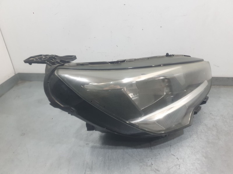 Recambio de faro derecho para opel corsa f (p2jo) 1.2 (68) referencia OEM IAM 9829465380  