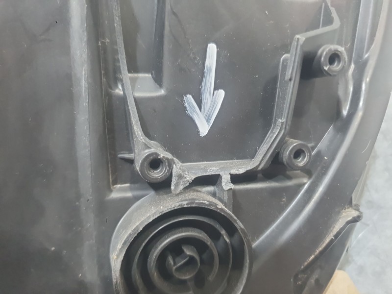 Recambio de faro derecho para opel corsa f (p2jo) 1.2 (68) referencia OEM IAM 9829465380  