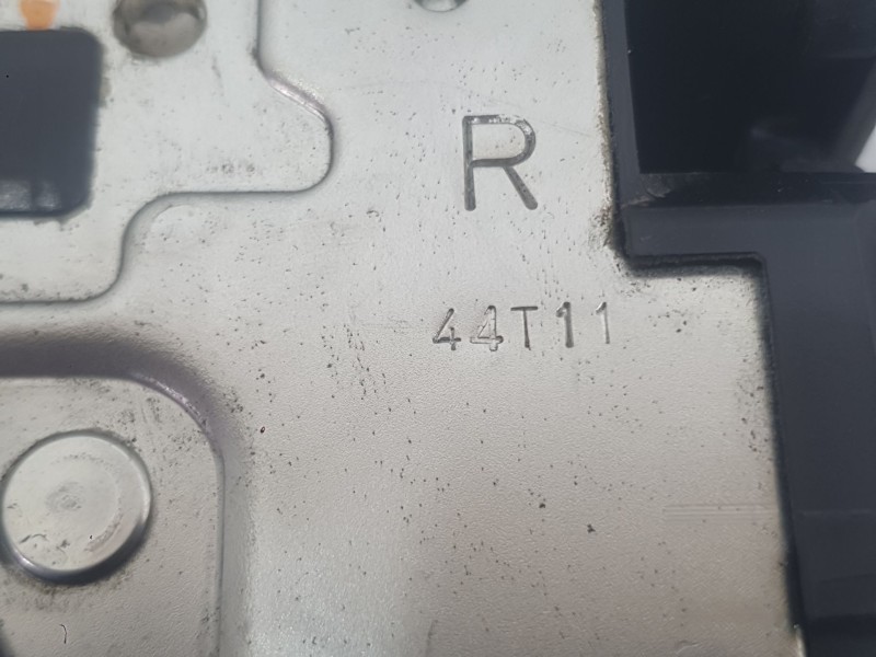 Recambio de cerradura puerta delantera derecha para nissan note (e12) 1.5 dci referencia OEM IAM 805003VV0A  