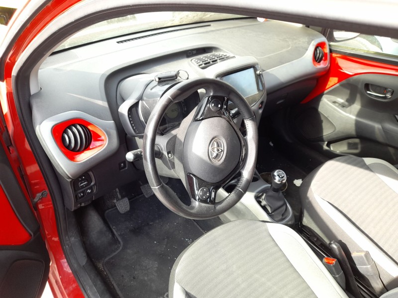 toyota aygo (_b4_) del año 2019