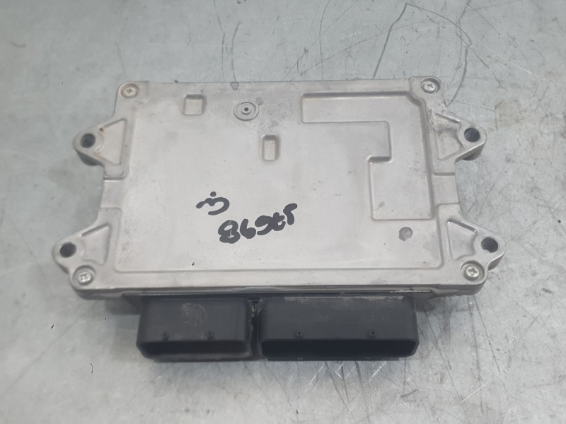 Recambio de centralita motor uce para mazda 2 hatchback (dl, dj) 1.5 skyactiv-g referencia OEM IAM P5RV18881  