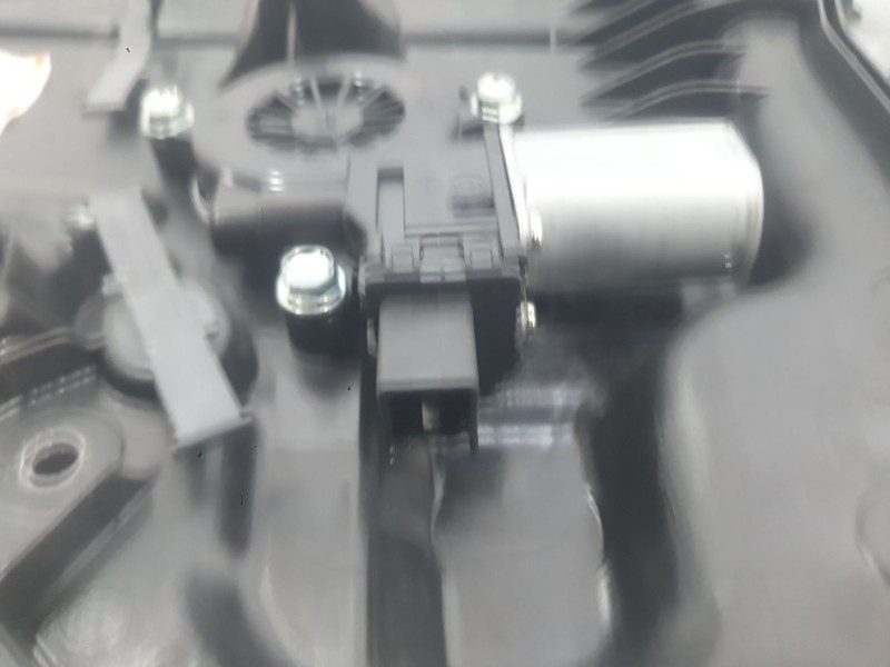 Recambio de elevalunas trasero izquierdo para mazda 2 hatchback (dl, dj) 1.5 skyactiv-g referencia OEM IAM D09L73590A  
