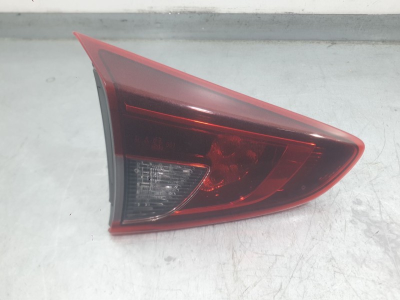 Recambio de piloto trasero izquierdo interior para mazda 2 hatchback (dl, dj) 1.5 skyactiv-g referencia OEM IAM DB5J513G0B  