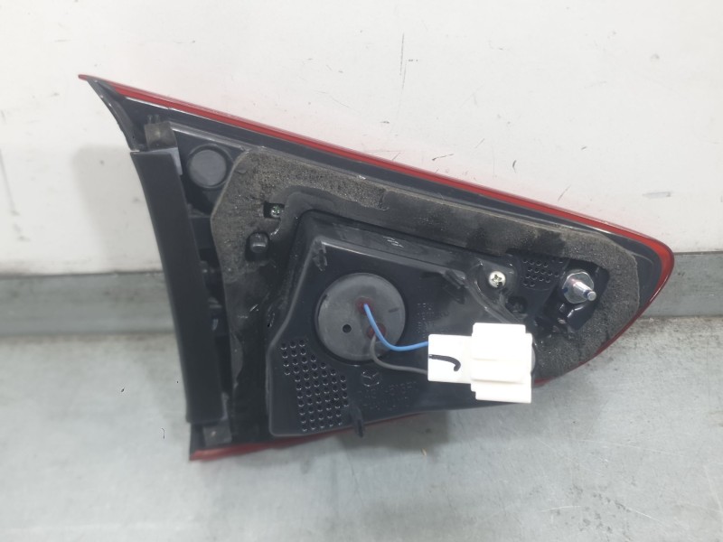 Recambio de piloto trasero derecho interior para mazda 2 hatchback (dl, dj) 1.5 skyactiv-g referencia OEM IAM DB5J513F0B  