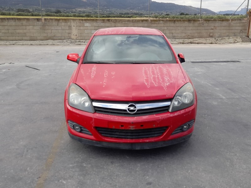 opel astra h gtc (a04) del año 2005