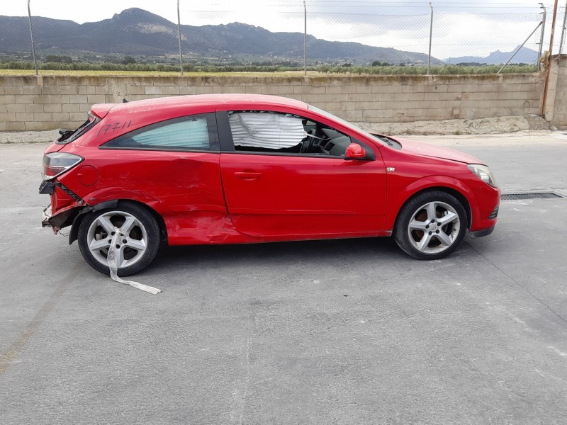 opel astra h gtc (a04) del año 2005