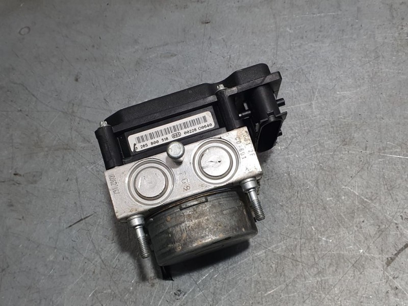 Recambio de abs para nissan note (e11e) naru edition referencia OEM IAM 476609U100 0265231732 BOSCH