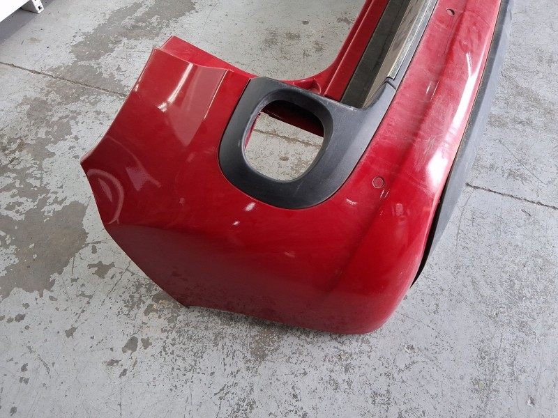 Recambio de paragolpes trasero para fiat 500l (351_, 352_) 1.4 (199lyb1b) referencia OEM IAM 71777657 ROZADO 