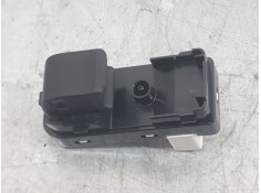 MANDO ELEVALUNAS TRASERO IZQUIERDO D09H66370 
