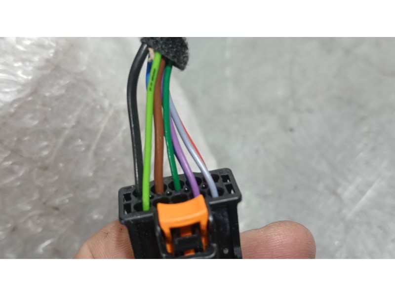 Recambio de retrovisor izquierdo para peugeot 2008 ii (ud_, us_, uy_, uj_, ur_, uc_) 1.2 puretech 100 referencia OEM IAM 9847189