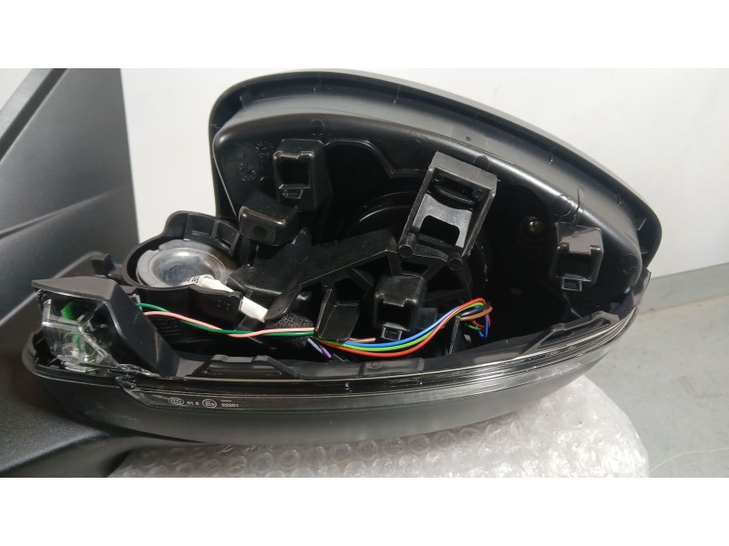 Recambio de retrovisor izquierdo para peugeot 2008 ii (ud_, us_, uy_, uj_, ur_, uc_) 1.2 puretech 100 referencia OEM IAM 9847189