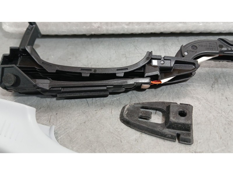 Recambio de maneta exterior delantera derecha para ford kuga iii (dfk) 1.5 ecoboost referencia OEM IAM LJ6BS22404EC CON SENSOR 