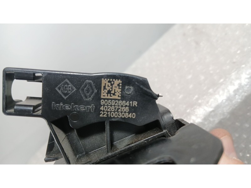 Recambio de cerradura puerta trasera derecha para renault kangoo express (fw0/1_) 1.5 dci 95 (fw16) referencia OEM IAM 905926641