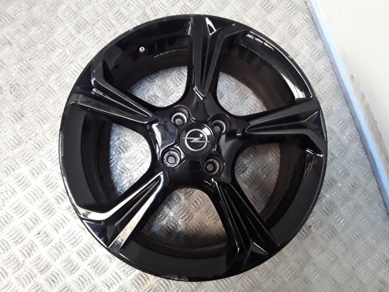 Recambio de juego llantas aluminio para opel corsa f (p2jo) 1.2 (68) referencia OEM IAM 7X17 4 TORN ET38 ROZADAS ALUMINIO