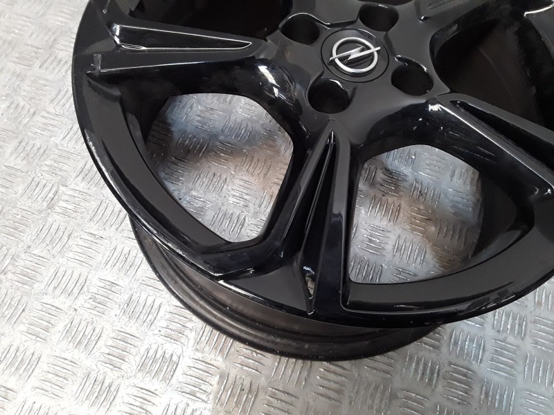 Recambio de juego llantas aluminio para opel corsa f (p2jo) 1.2 (68) referencia OEM IAM 7X17 4 TORN ET38 ROZADAS ALUMINIO